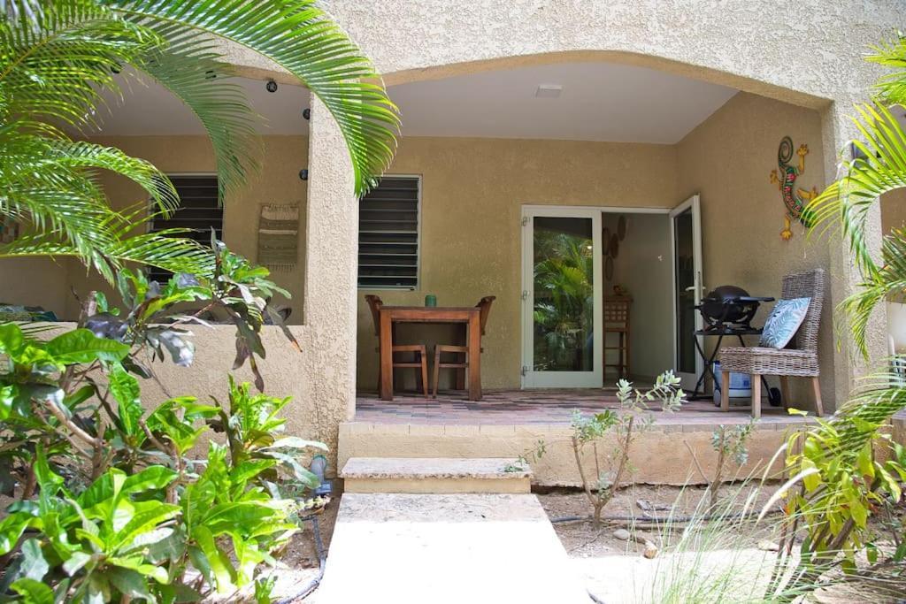 Caribbean Happyness Apartment Willemstad Exterior photo